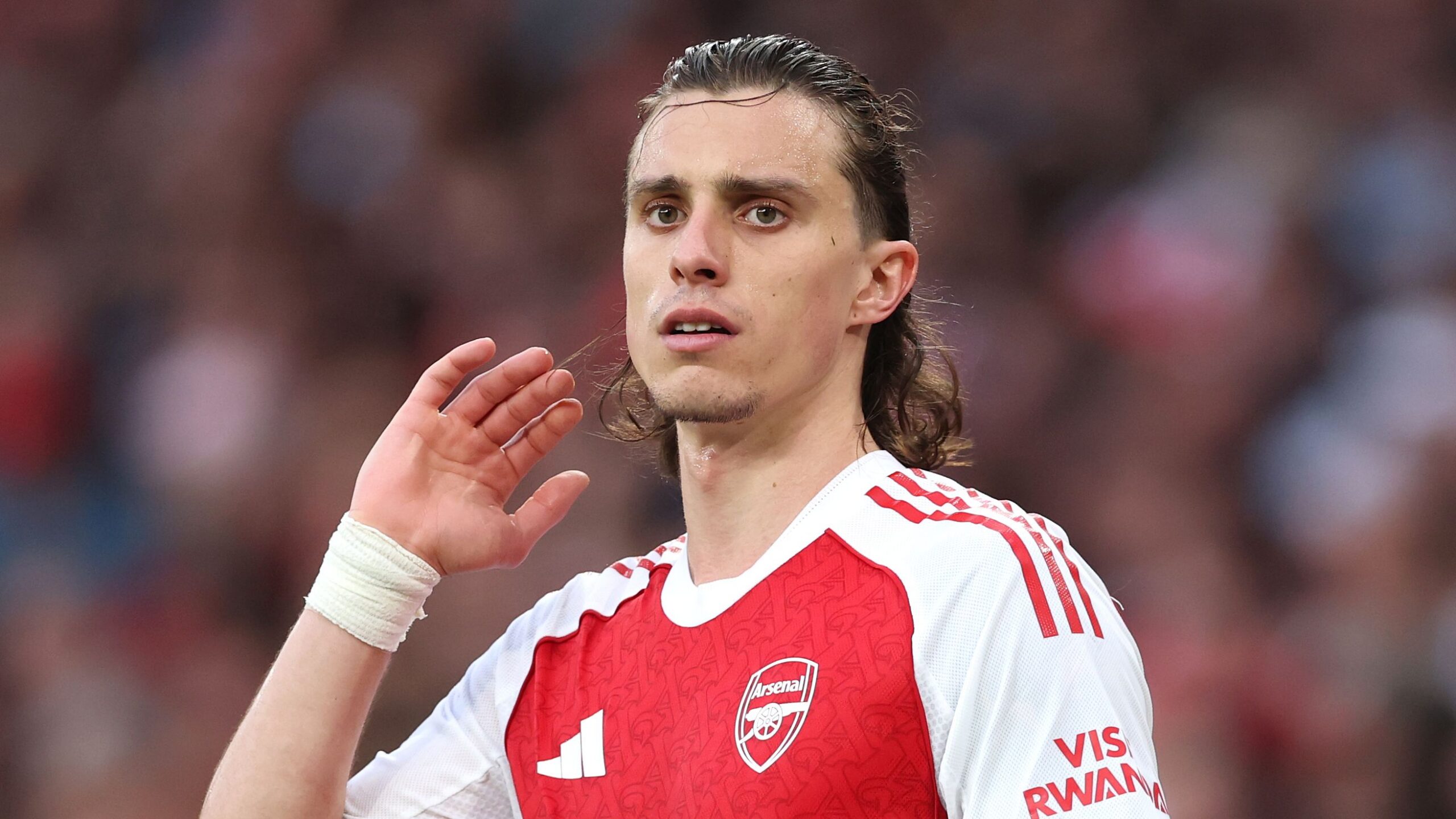 Un défenseur d’arsenal raconte l’explosion de joie après le titre en premier league