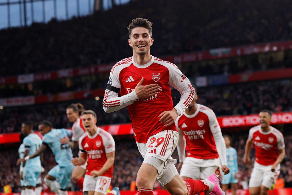 Arsenal champion d&rsquo;angleterre : la célébration explosive des joueurs en images