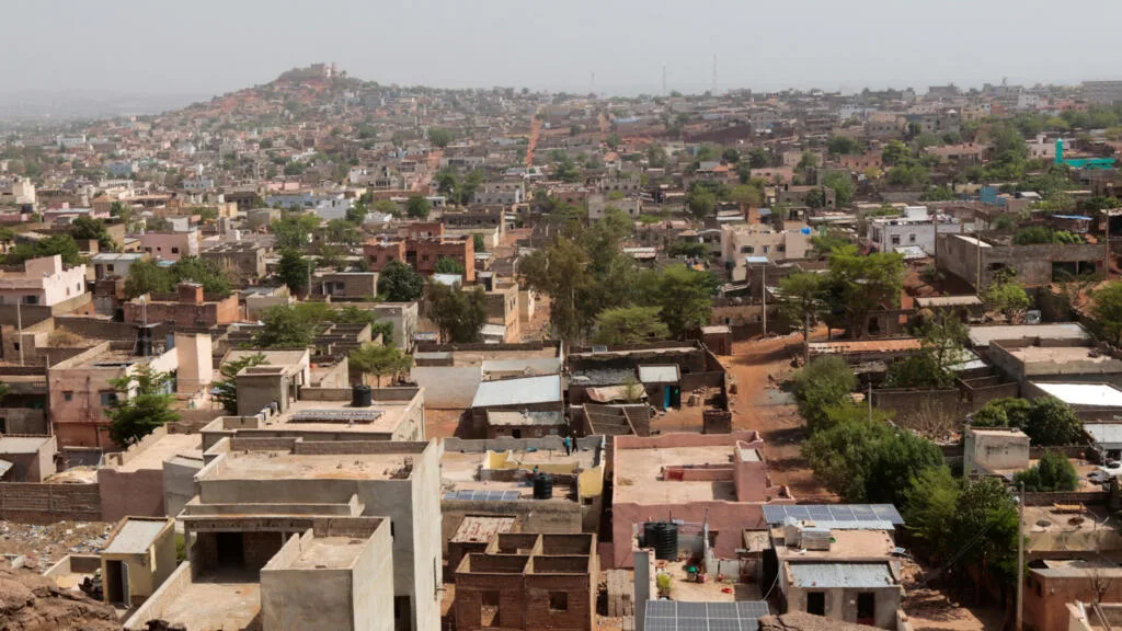 Manifestation silencieuse des familles des disparus au Mali, réclamant des réponses sur les lieux de détention et les conditions de leurs proches