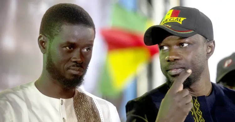 Bassirou Diomaye Faye et Ousmane Sonko en discussion