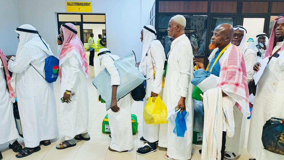 Pèlerins burkinabè de retour du Hadj 2026 accueillis à Ouagadougou