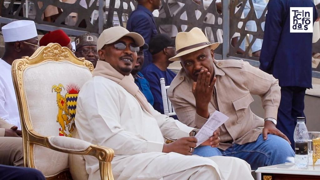 Célébration du Grand Prix de la République 2026 à l'hippodrome d'Afrouk au Tchad, avec le Maréchal Deby et des milliers de spectateurs