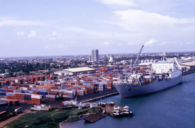 Port de Cotonou à l'arrêt : les infrastructures portuaires béninoises souffrent de la crise avec le Niger