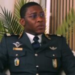 L&rsquo;onde de choc des accusations du capitaine Effoudou contre Ferdinand Ngoh Ngoh au Cameroun