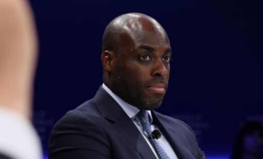 Mark Alexandre Doumba lors d'une conférence en Chine