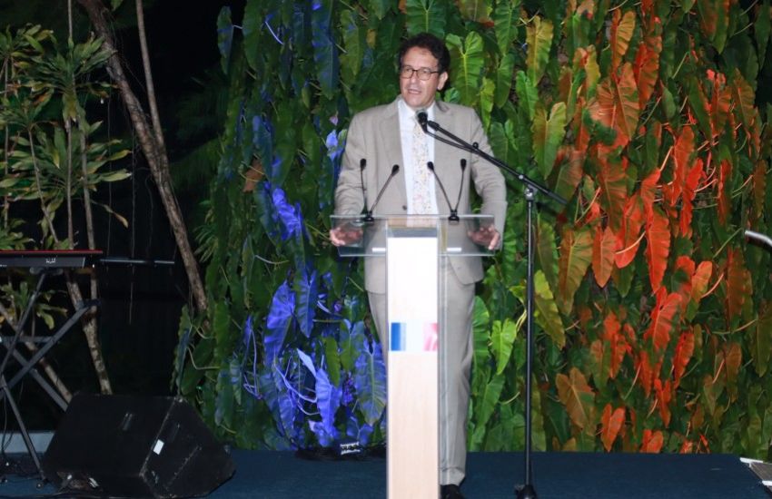 L'ambassadeur de France au Gabon, Fabrice Mauriès, lors d'un discours à Libreville
