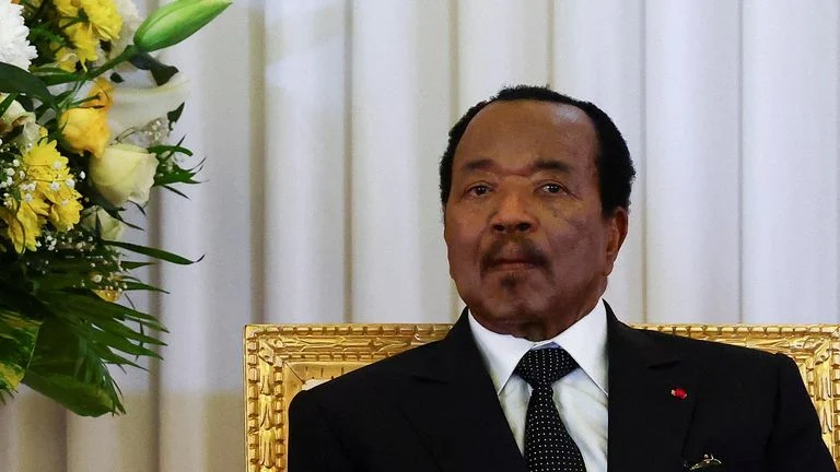 Portrait officiel du président camerounais Paul Biya