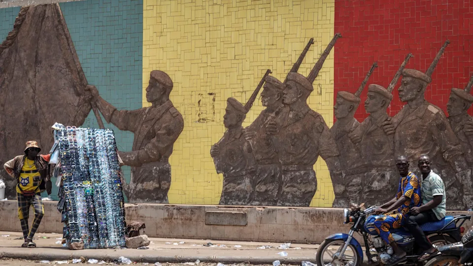 Débat sur l'intervention militaire américaine au Mali