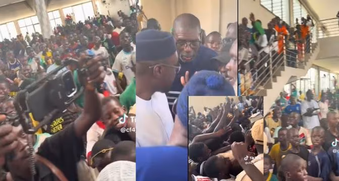koki bloqué par une foule en liesse lors de la venue de Sonko à Louga koki bloqué par une foule en liesse lors de la venue de Sonko à Louga
