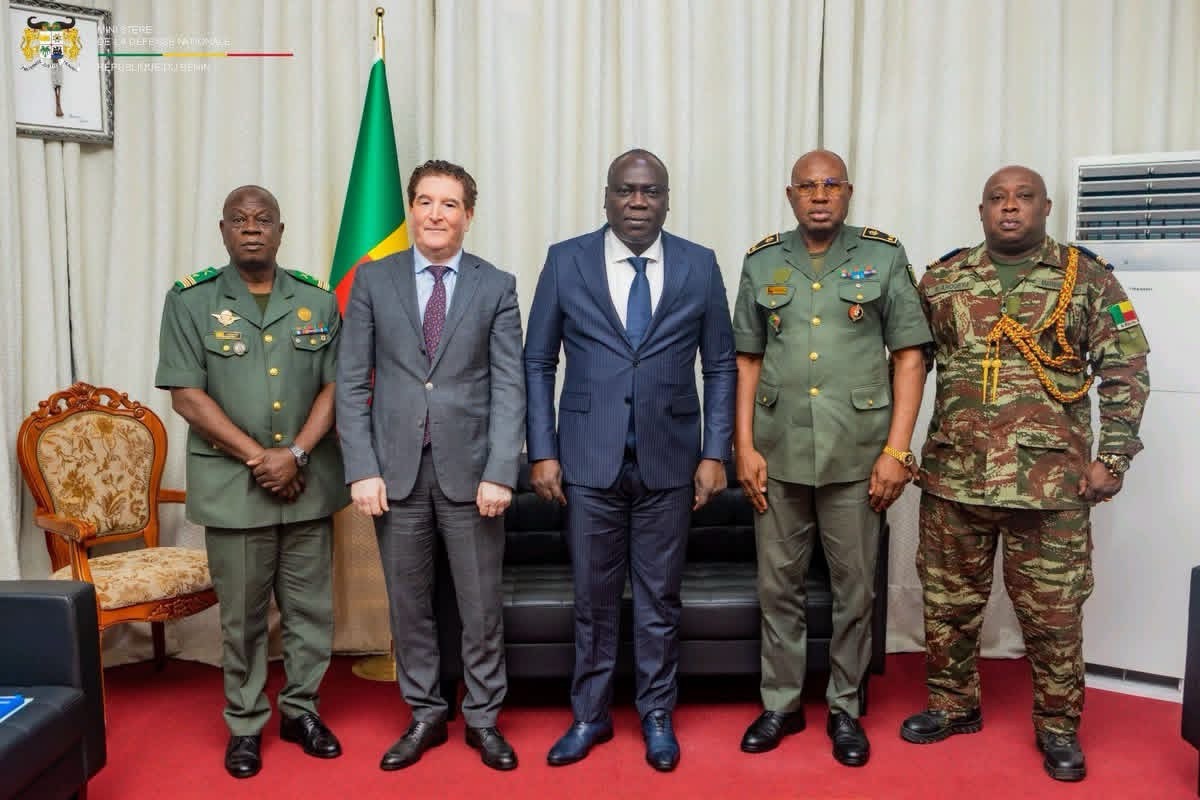 Le Bénin peut-il sécuriser son avenir en misant sur l&rsquo;Algérie ? la nouvelle équation militaire de Cotonou